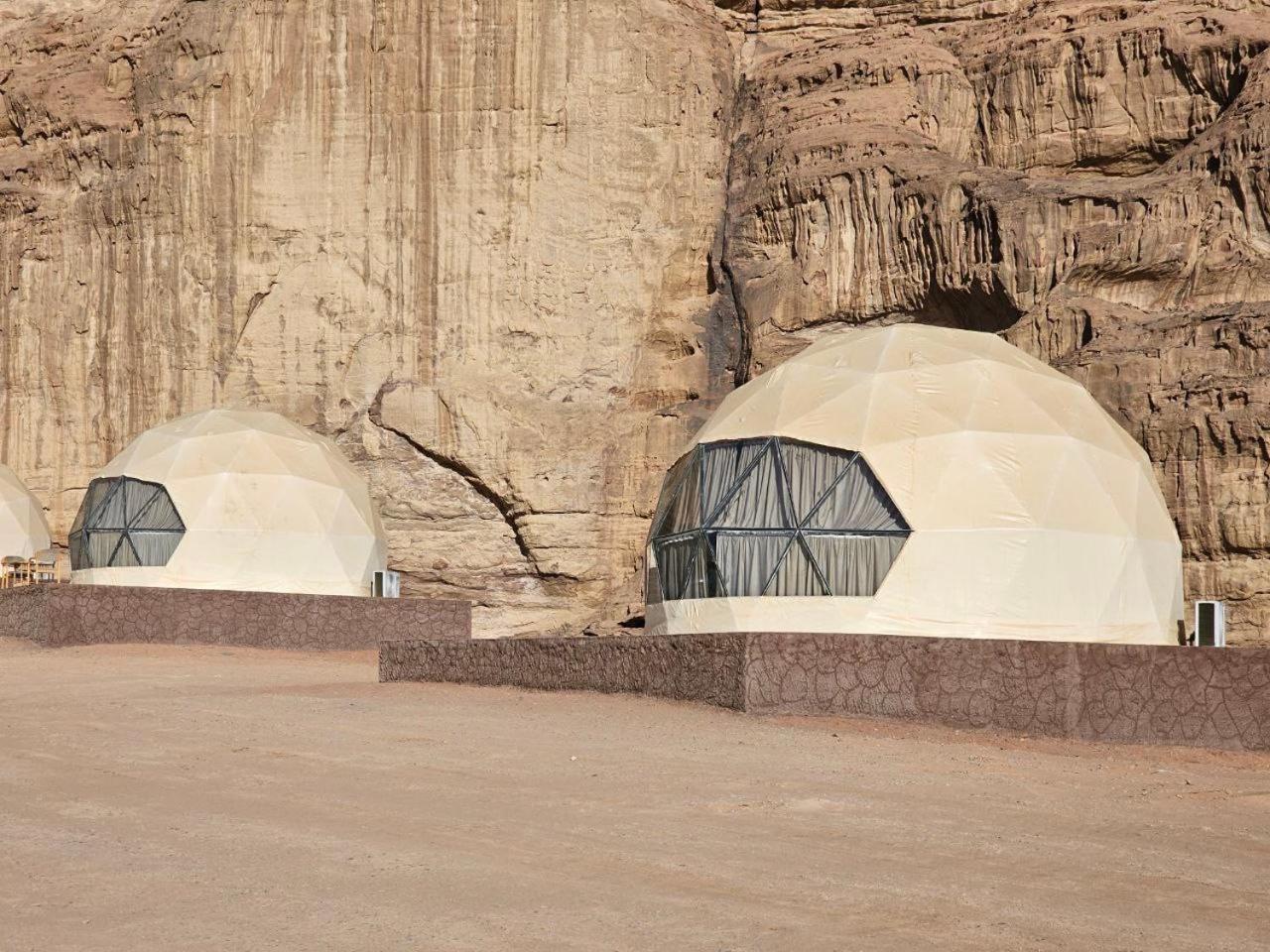 Wadi Rum Oscar Camp Bagian luar foto