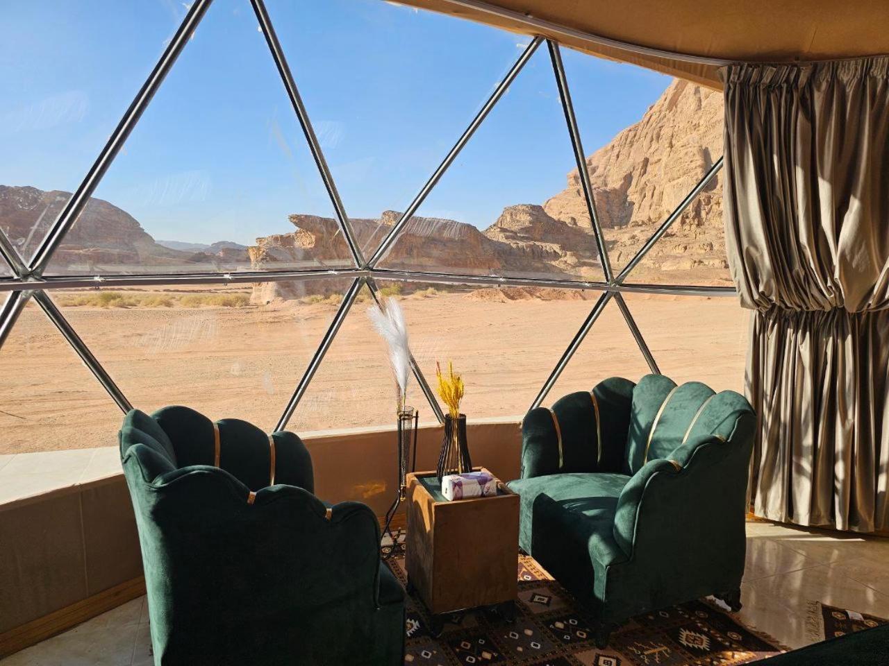 Wadi Rum Oscar Camp Bagian luar foto