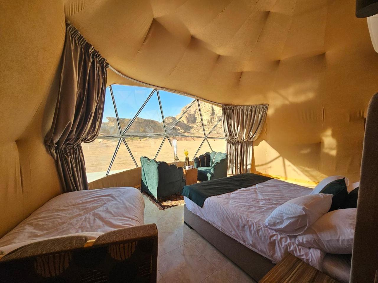 Wadi Rum Oscar Camp Bagian luar foto